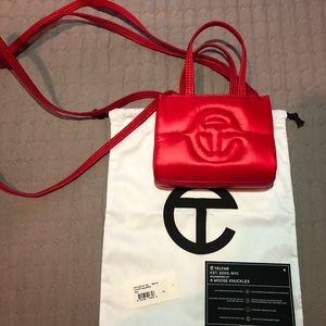 TELFAR puffer small shopping bag in RED!